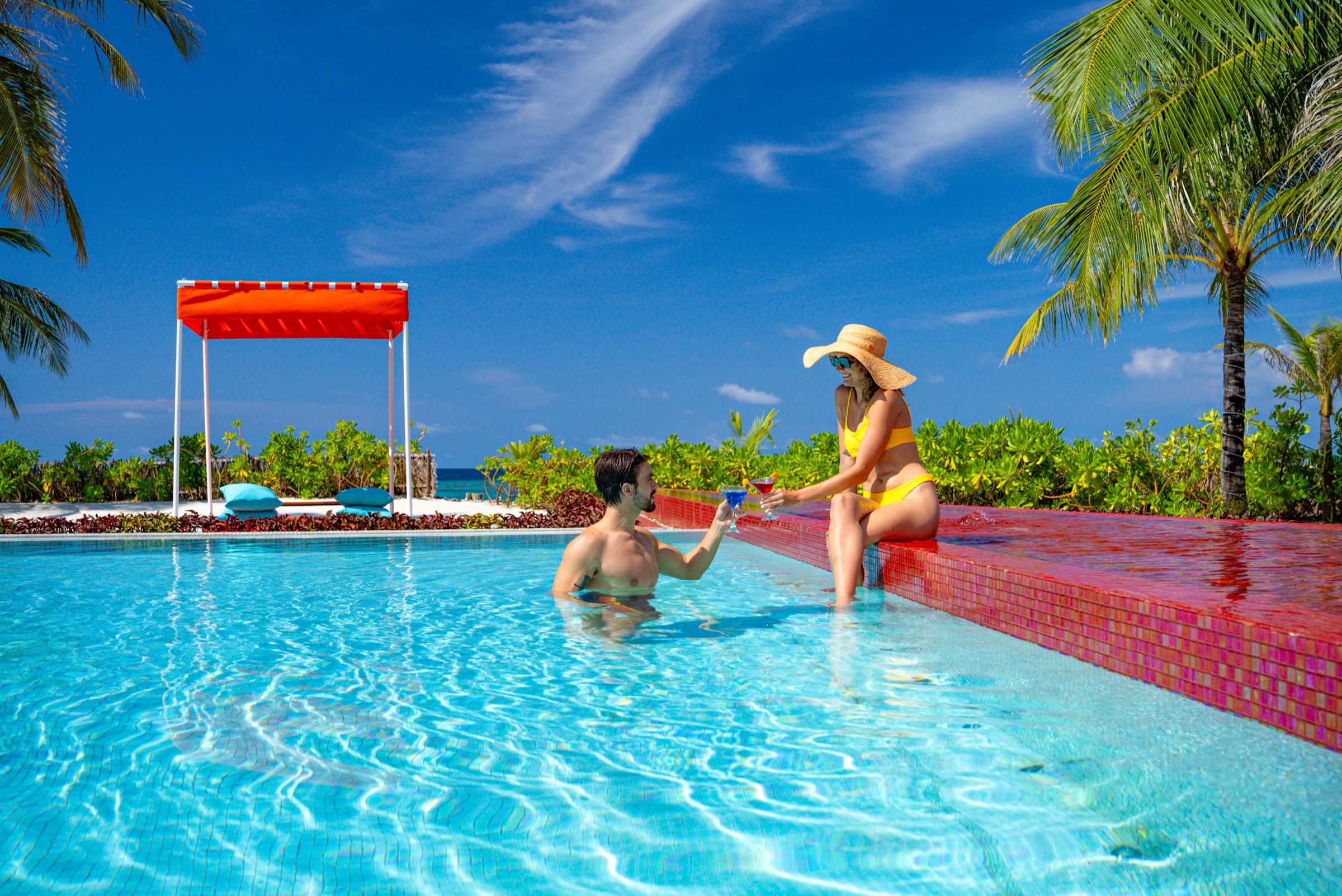 One Banyan Island Pool Bar at OBLU SELECT Sangeli thumbnail 2